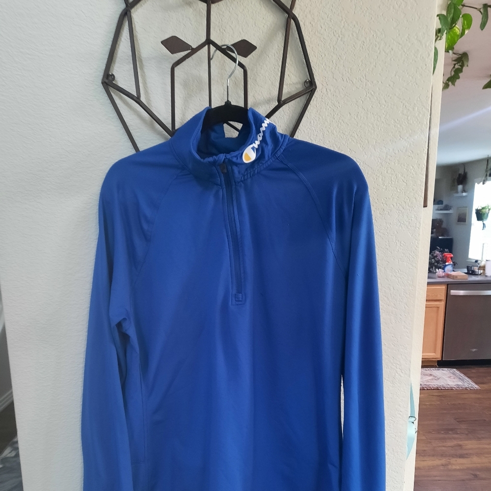 Men's Champion Long Sleeve Windbreaker with Rear Zipper Pocket Size 2XL